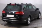 Volkswagen Passat - fotka číslo 4