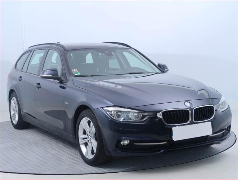 BMW Řada 3 - hlavní foto
