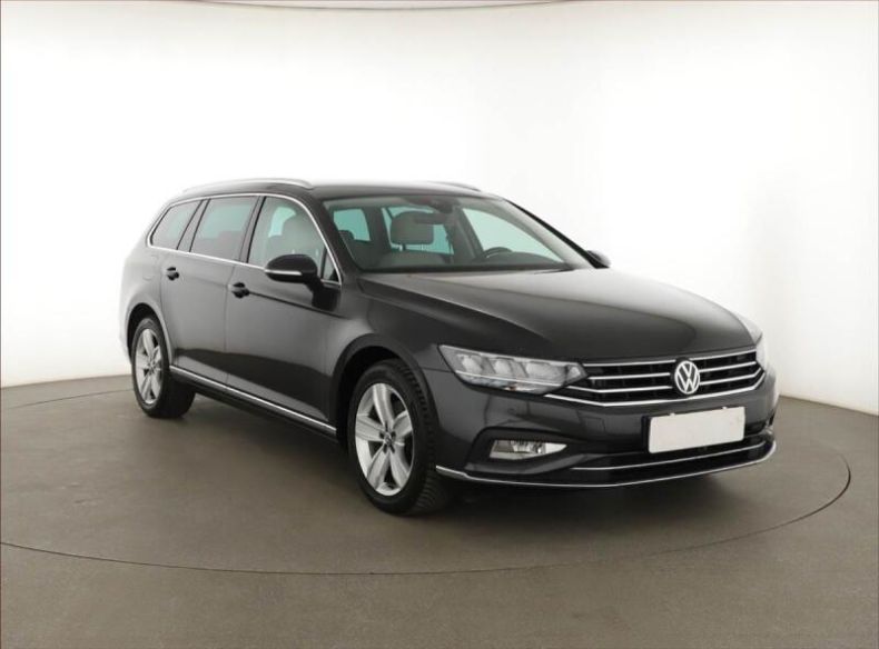 Volkswagen Passat - hlavní foto