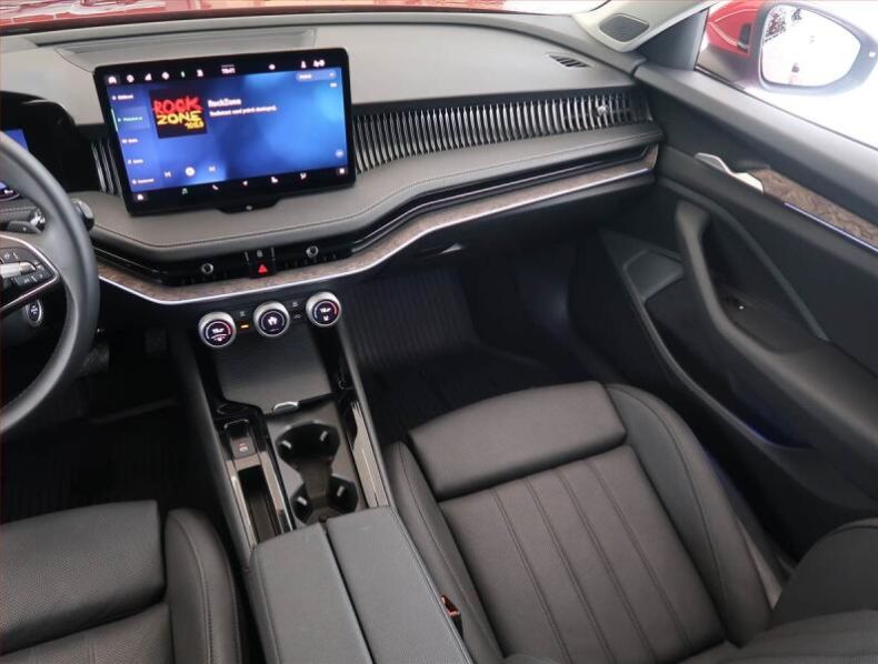 Škoda Superb - hlavní fotka