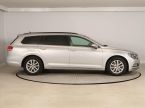 Volkswagen Passat - fotka číslo 5
