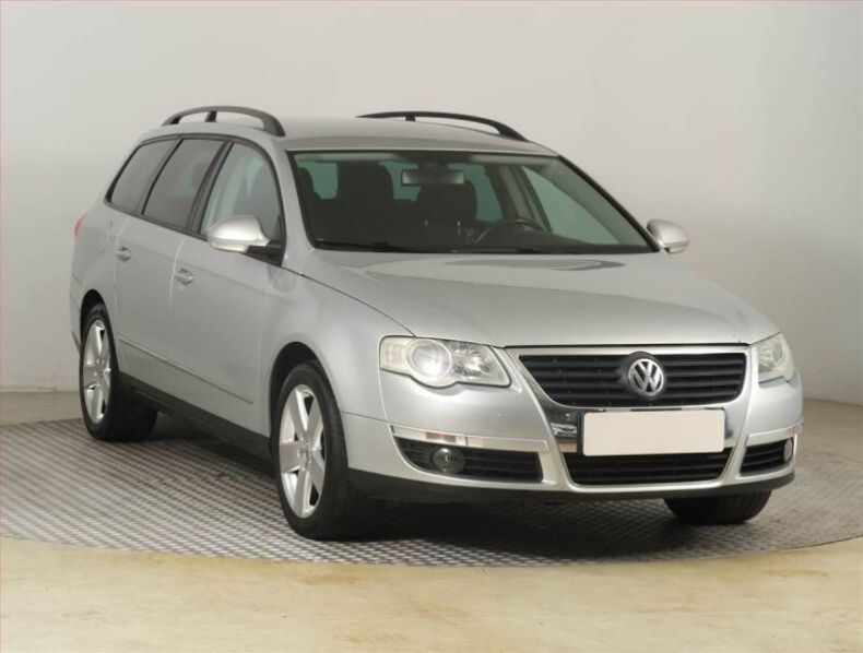 Volkswagen Passat - hlavní fotka inzerátu