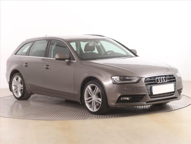 Audi A4 - hlavní foto