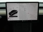 Tesla Model Y - fotka číslo 18