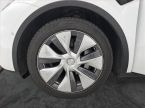 Tesla Model Y - fotka číslo 15