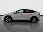 Tesla Model Y - fotka číslo 2