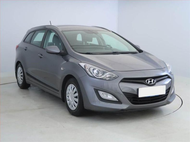 Hyundai i30 - hlavní foto