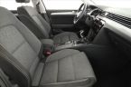 Volkswagen Passat - fotka číslo 6