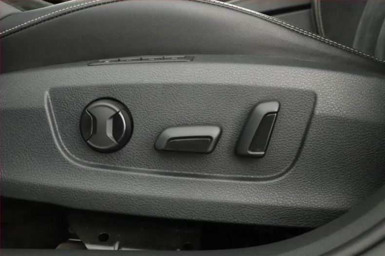 Škoda Superb - hlavní fotka