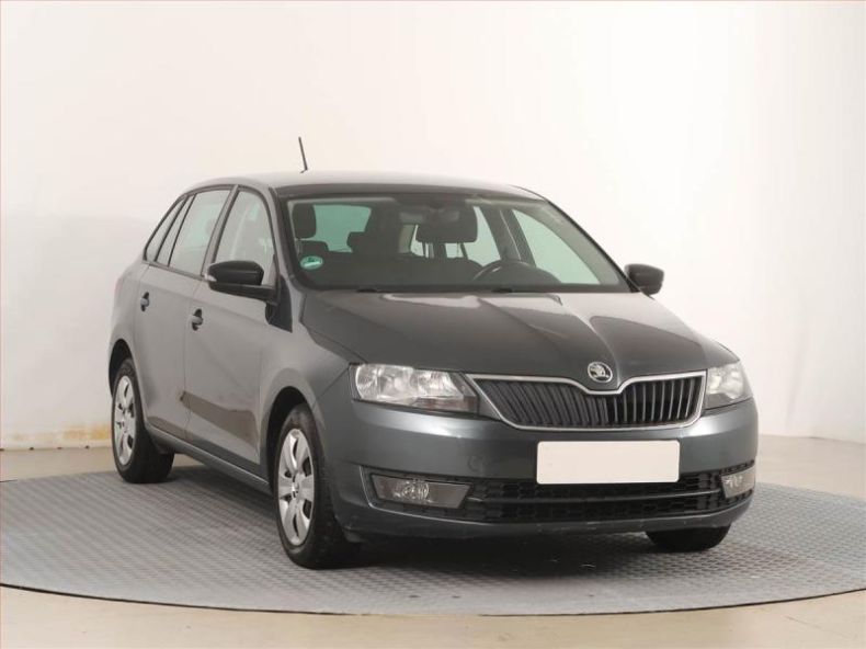 Škoda Rapid - hlavní foto