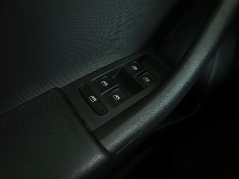 Škoda Rapid - hlavní fotka