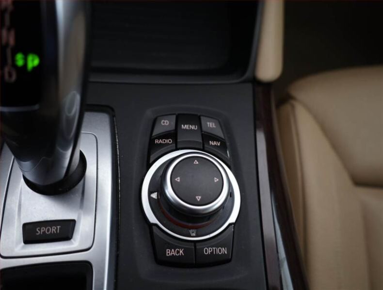 BMW X6 - hlavní fotka