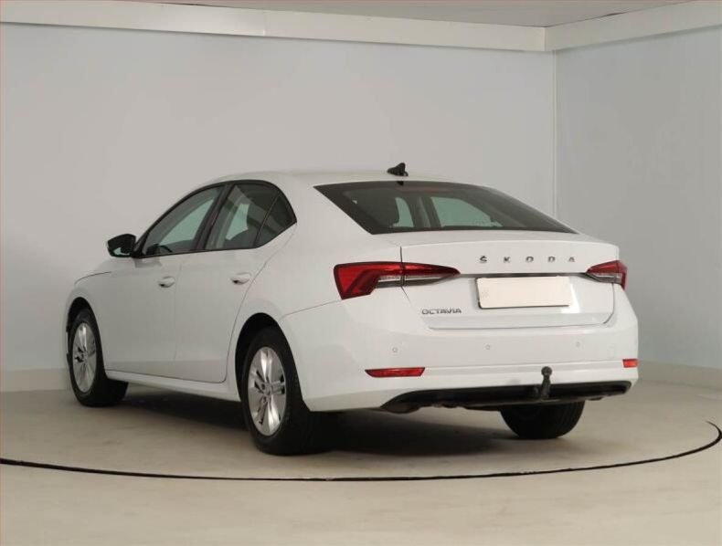 Škoda Octavia - hlavní fotka