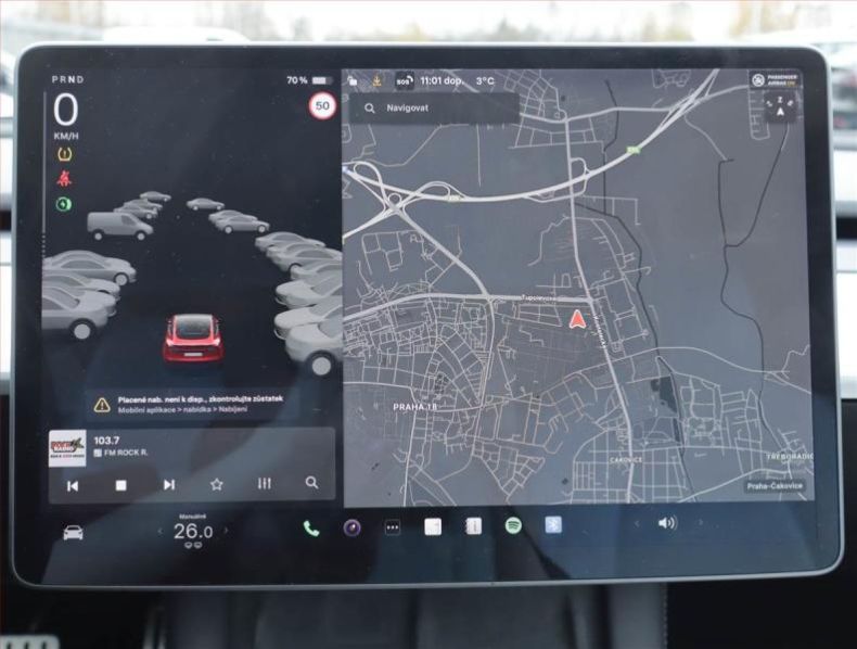 Tesla Model 3 - hlavní fotka