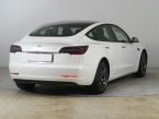 Tesla Model 3 - fotka číslo 4