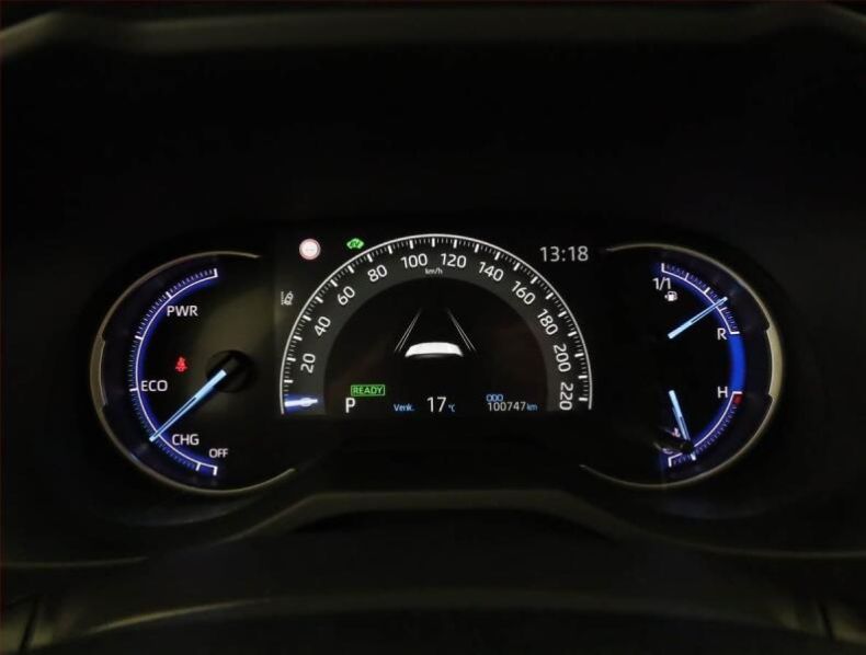 Toyota RAV 4 - hlavní fotka