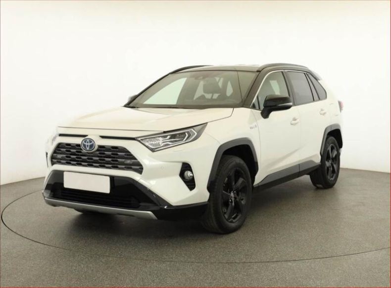 Toyota RAV 4 - hlavní fotka