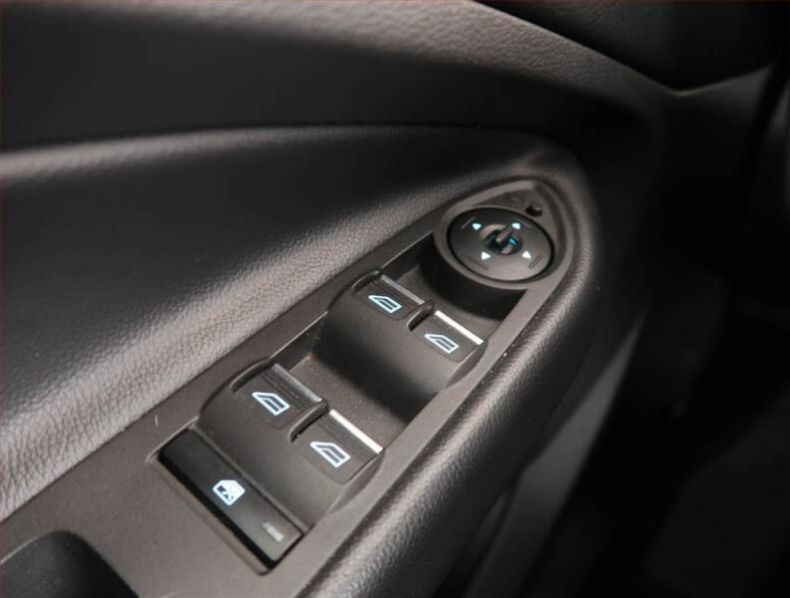 Ford Kuga - hlavní fotka