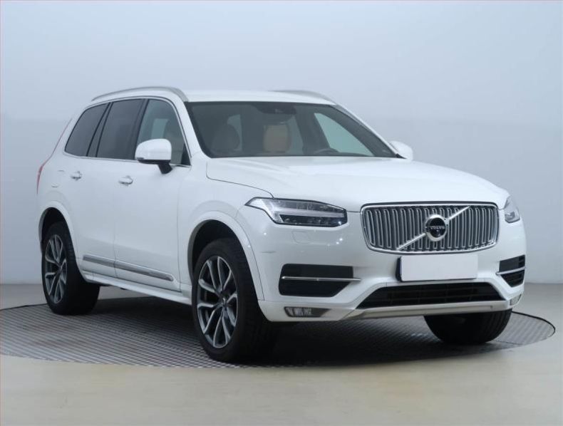 Volvo XC90 - hlavní foto