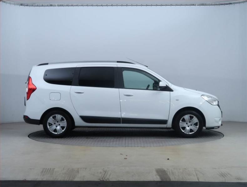 Dacia Lodgy - hlavní fotka