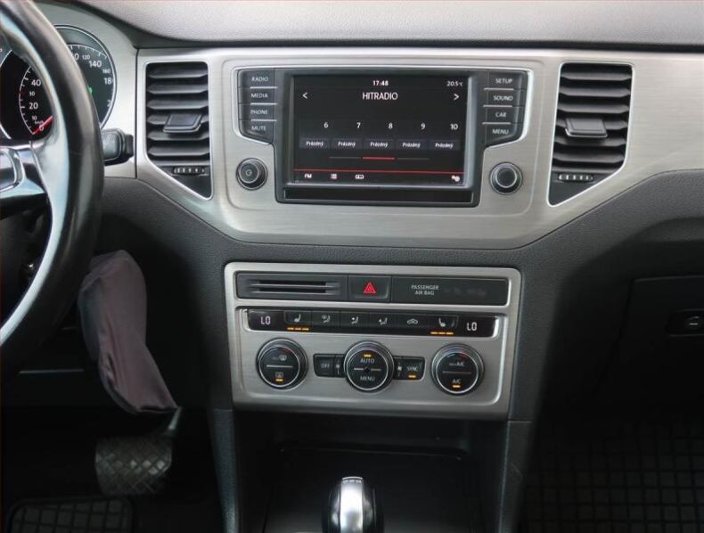 Volkswagen Golf - hlavní fotka