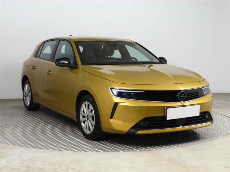 Opel Astra - hlavní fotka inzerátu