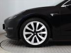 Tesla Model 3 - fotka číslo 11