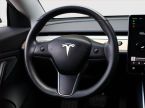 Tesla Model 3 - fotka číslo 12