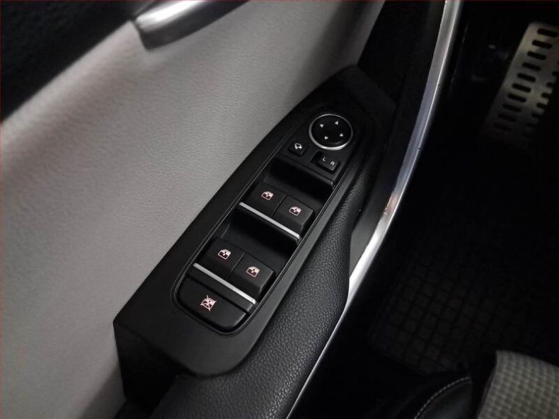 Kia Cee'd - hlavní fotka