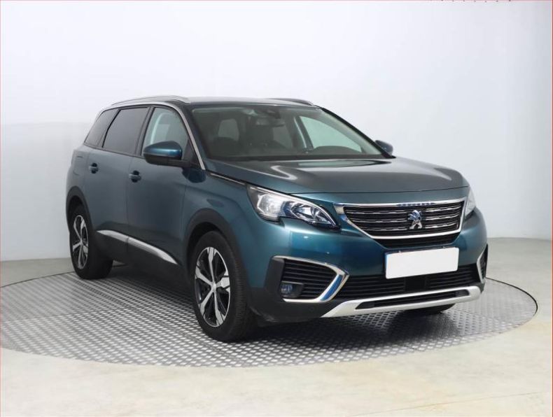 Peugeot 5008 - hlavní foto