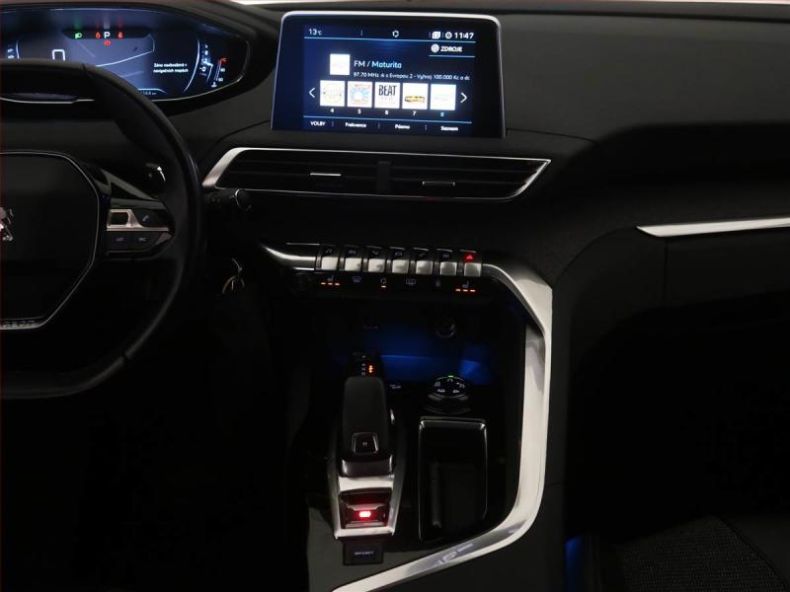 Peugeot 5008 - hlavní fotka