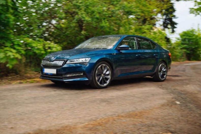 Škoda Superb - hlavní fotka