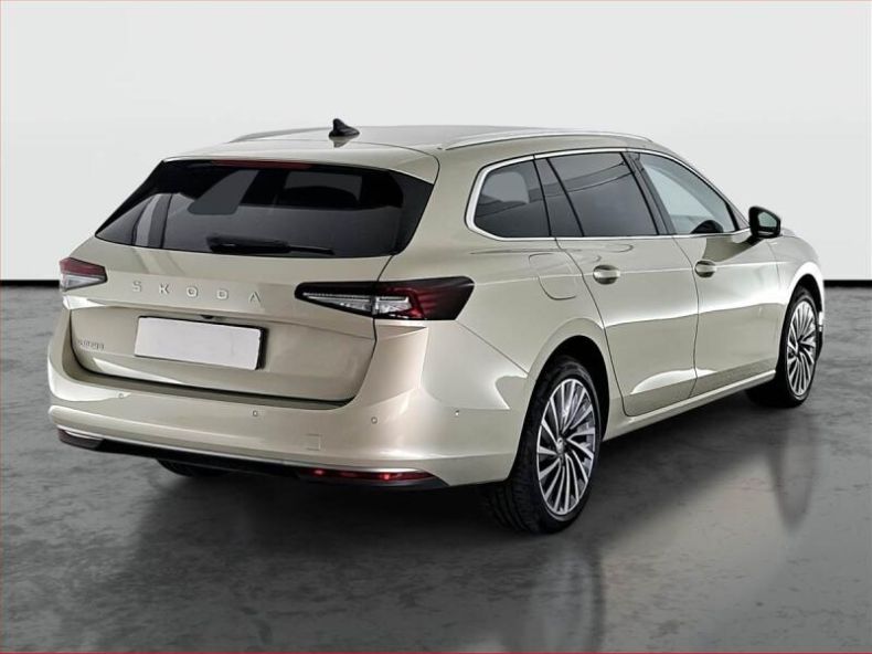 Škoda Superb - hlavní fotka