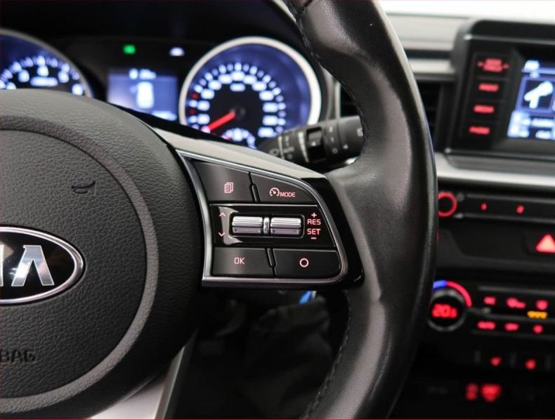 Kia Cee'd - hlavní fotka