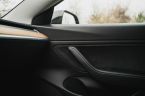 Tesla Model 3 - fotka číslo 22