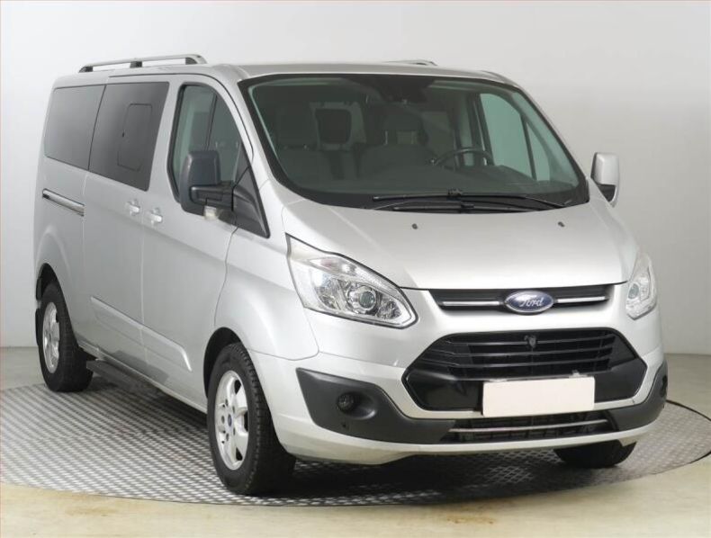 Ford Tourneo - hlavní foto