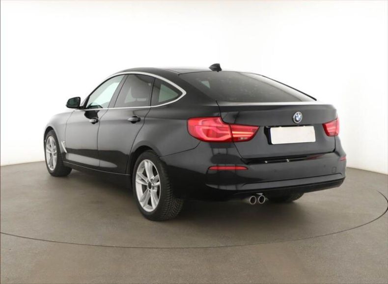 BMW Řada 3 - hlavní fotka