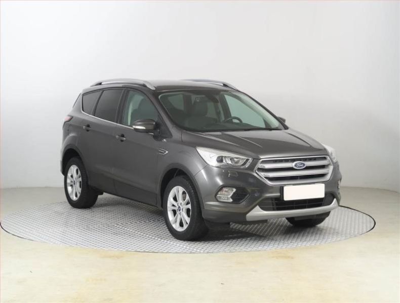 Ford Kuga - hlavní foto