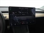 Tesla Model 3 - fotka číslo 15