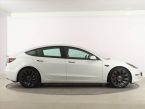 Tesla Model 3 - fotka číslo 5