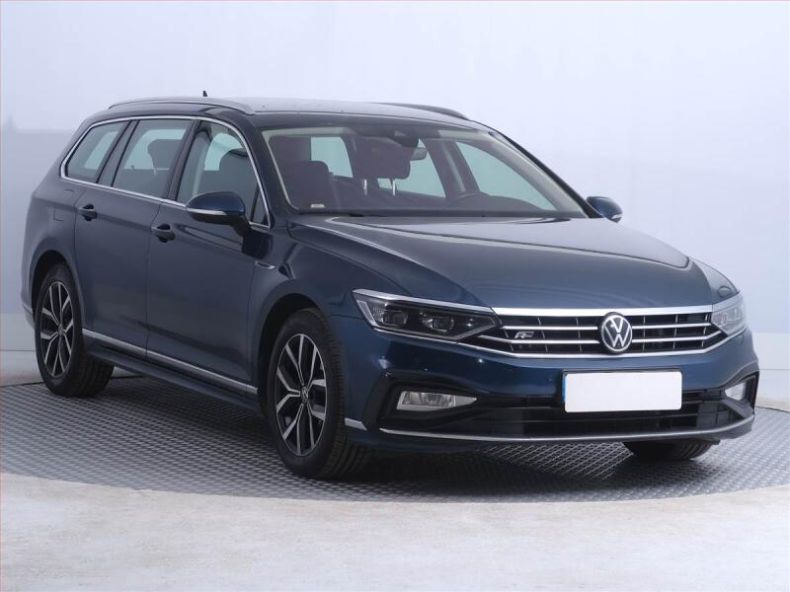 Volkswagen Passat - hlavní foto