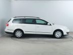 Volkswagen Passat - fotka číslo 5