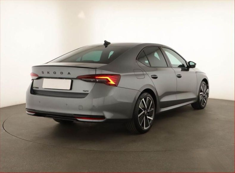 Škoda Octavia - hlavní fotka