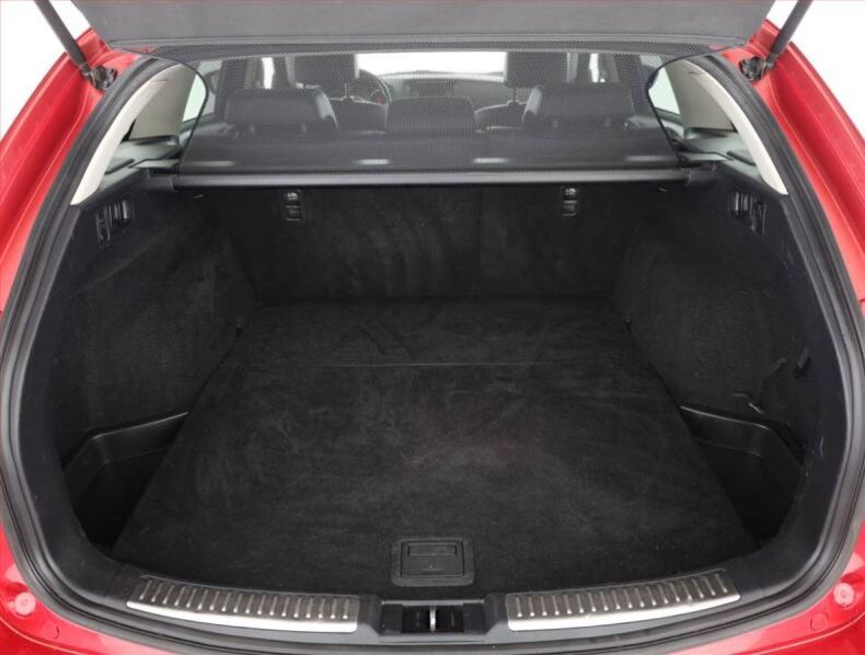 Mazda 6 - hlavní fotka