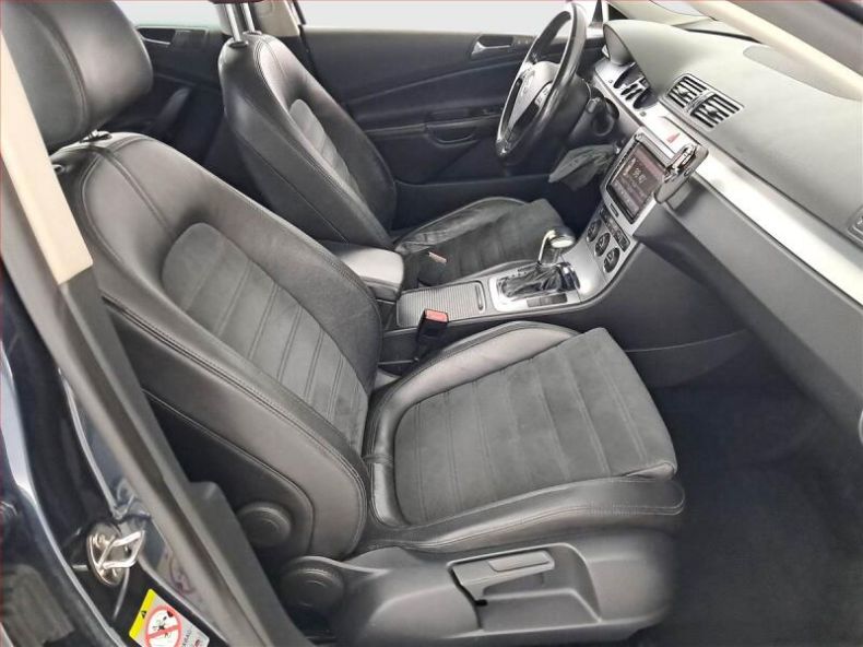 Volkswagen Passat - hlavní fotka