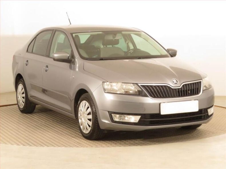 Škoda Rapid - hlavní foto