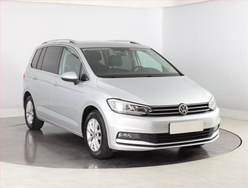 Volkswagen Touran - hlavní foto