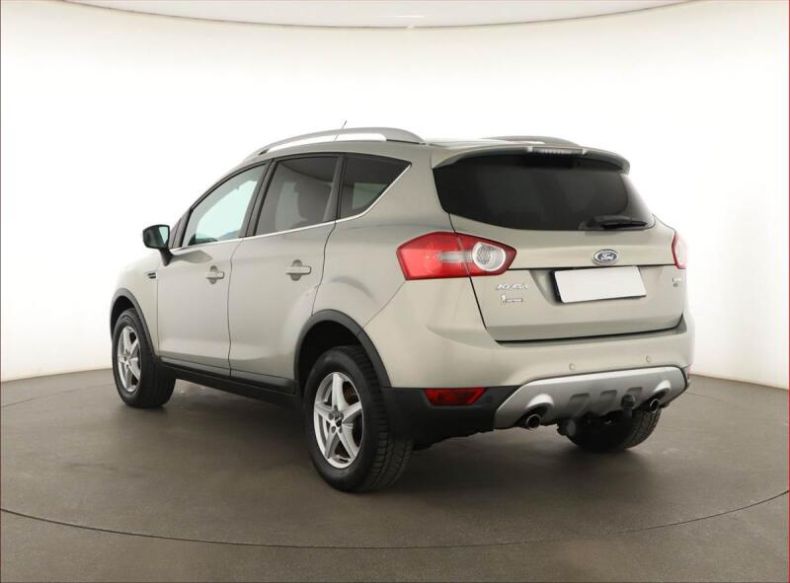 Ford Kuga - hlavní fotka