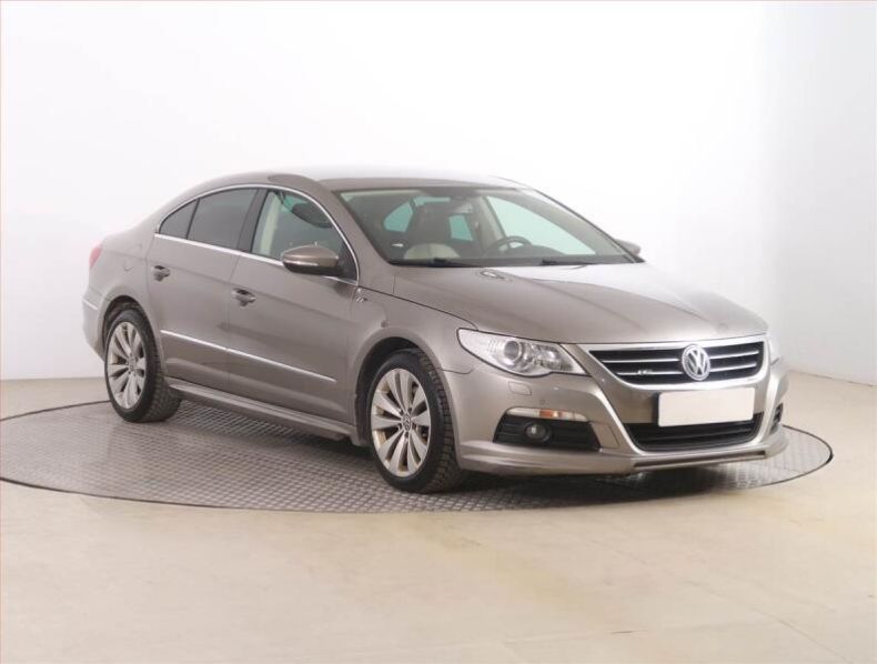 Volkswagen Passat - hlavní fotka inzerátu