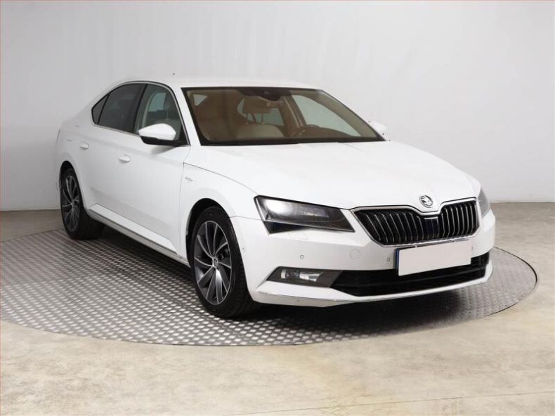 Škoda Superb - hlavní fotka inzerátu